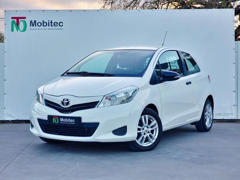 Branco Usado 2012 Toyota Yaris | € 5.700 (Preço justo) - Imagem 1/4