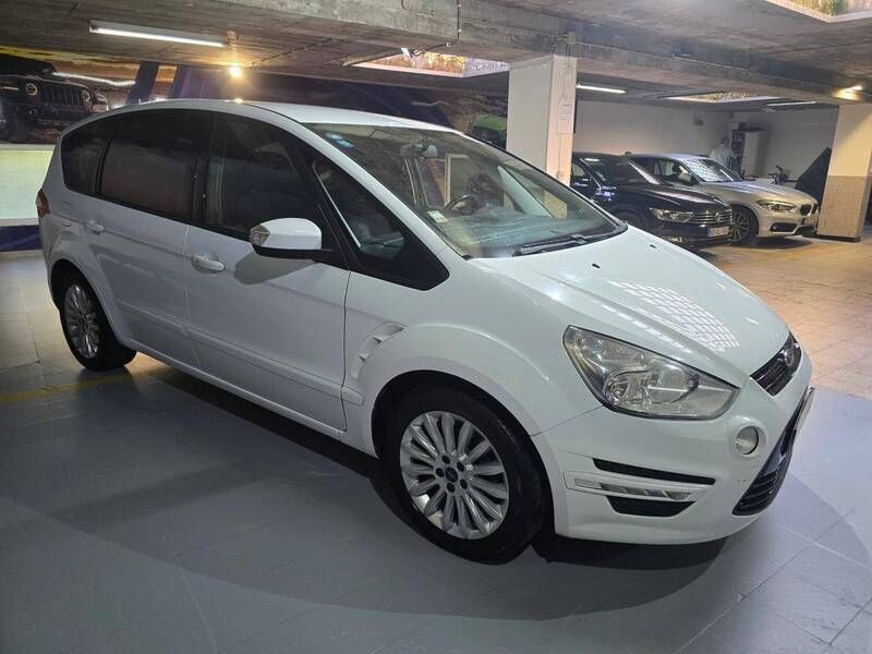 Usado Ford S-MAX Titanium 115 HP (84 kW) 2014 Branco Monovolume