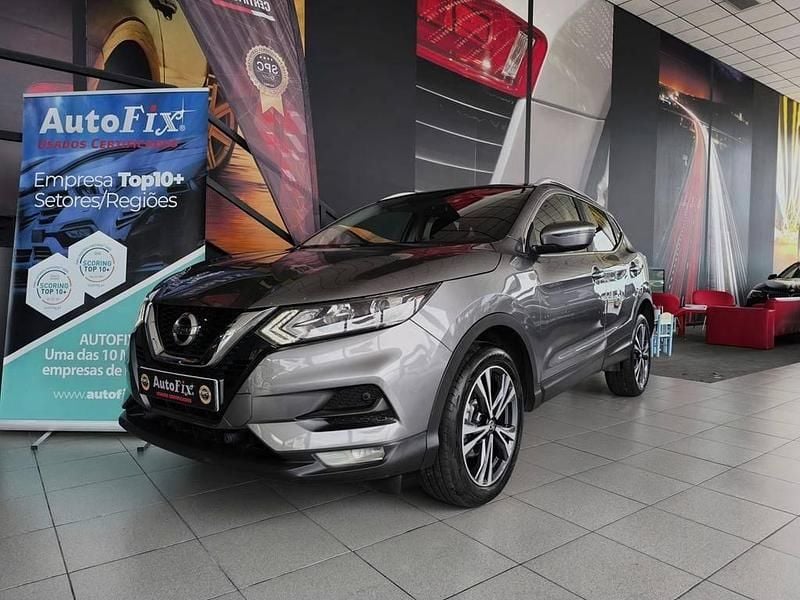 Cinzento Usado 2020 Nissan Qashqai Style Edition SUV | € 22.800 (Preço justo) - Imagem 1/4