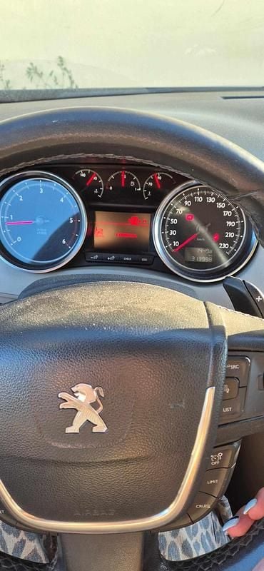 Usado Peugeot 508 114 HP (83 kW) 2015 Preto Carrinha