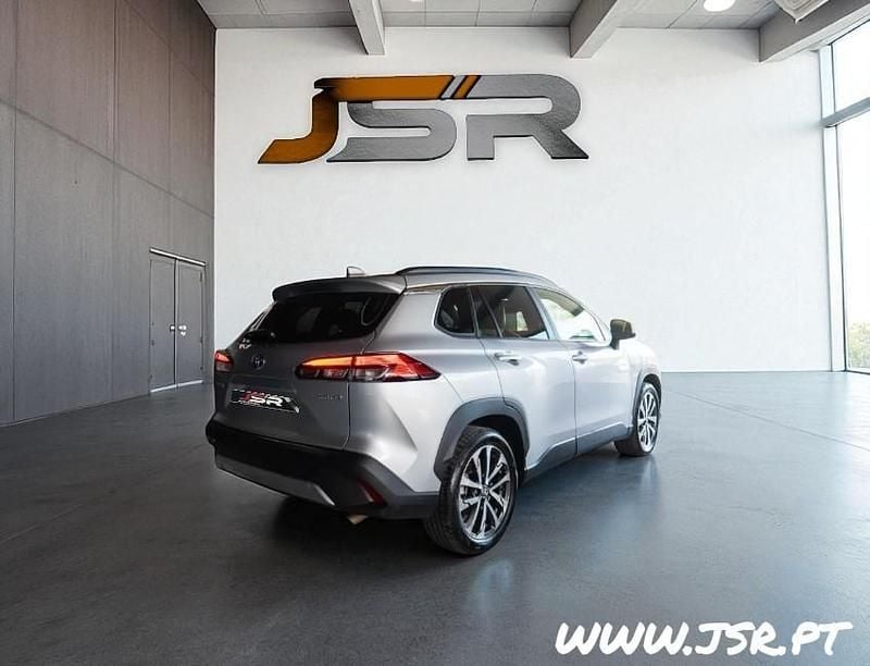 Usado Toyota Corolla Cross Luxury 197 HP (144 kW) 2024 Cinza SUV