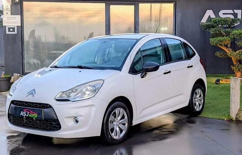 Usado Citroën C3 68 HP (50 kW) 2011 Branco Citadino