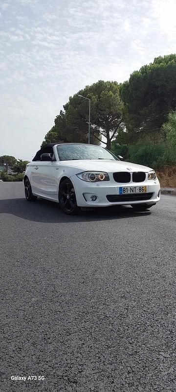 Branco Usado 2013 BMW 118 Cabriolet Cabrios | € 13.900 - Imagem 1/4