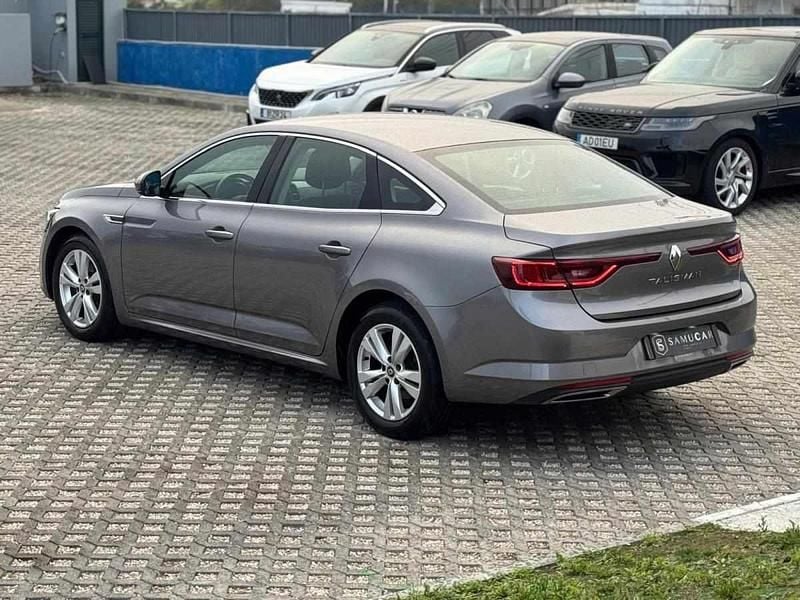 Usado Renault Talisman 110 HP (80 kW) 2018 Cinzento Sedan
