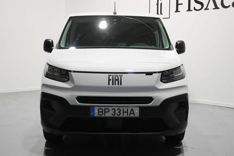 Usado Fiat Doblò 100 HP (73 kW) 2024 Branco Monovolume