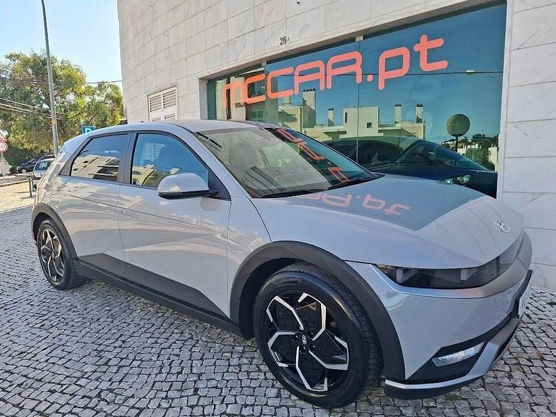 Cinza Usado 2022 Hyundai Ioniq 6 Premium Sedan | € 29.900 - Imagem 1/4