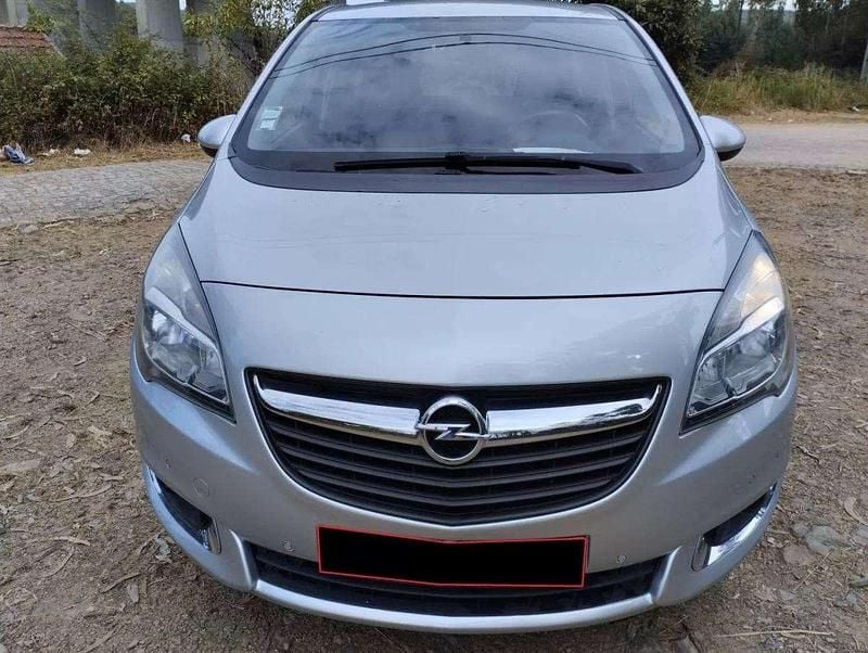 Usado Opel Meriva 120 HP (88 kW) 2015 Cinza Monovolume