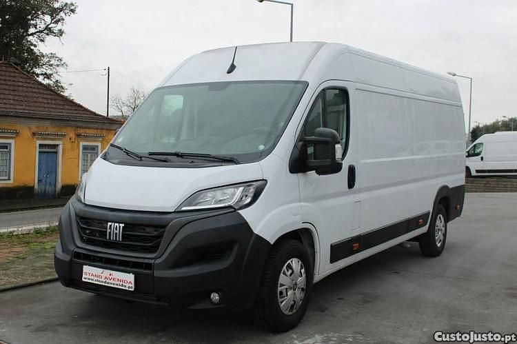 Branco Usado 2022 Fiat Ducato Van | € 23.900 (Preço justo) - Imagem 1/1