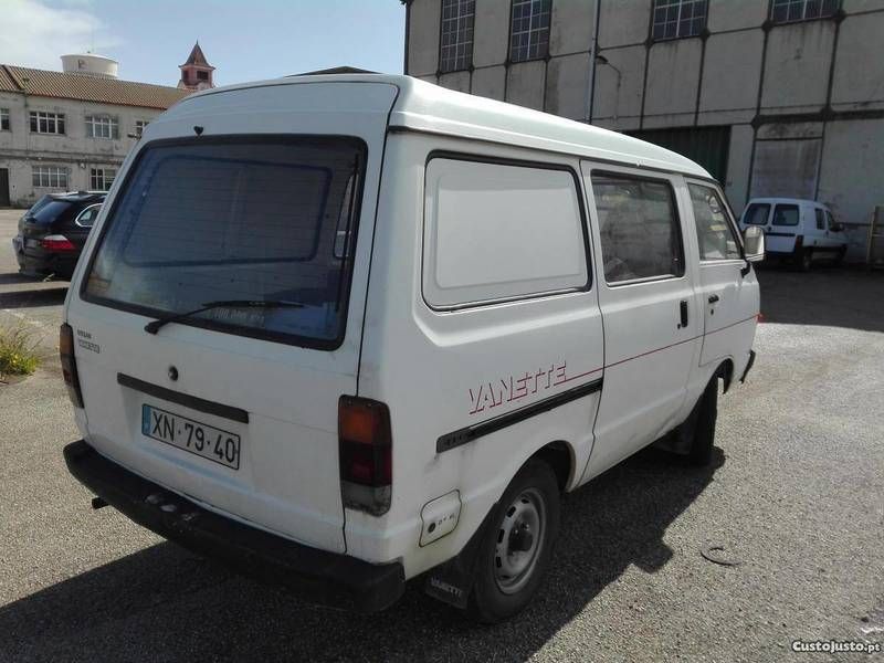 Nissan vanette 2
