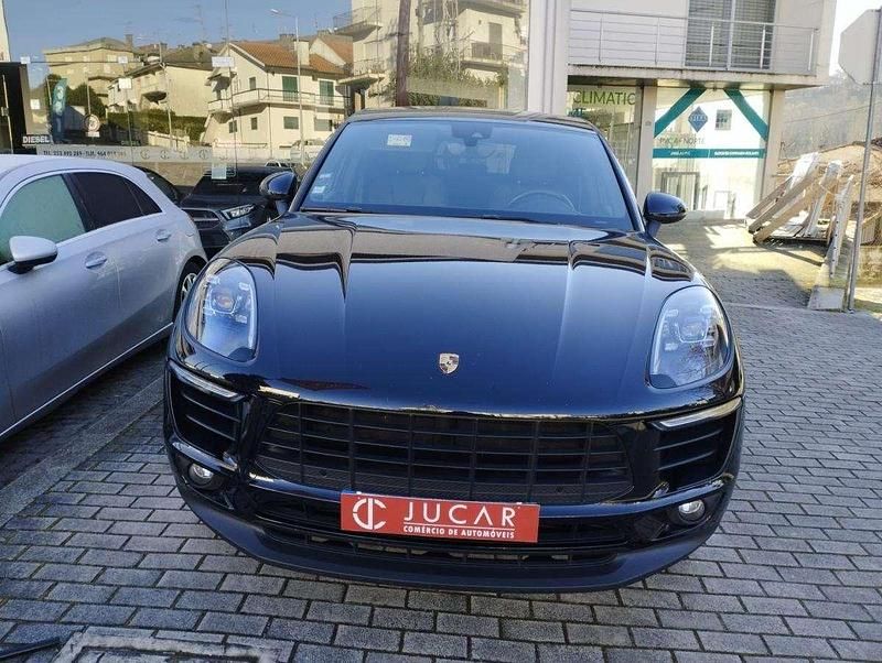 Usado Porsche Macan 258 HP (189 kW) 2018 Preto SUV