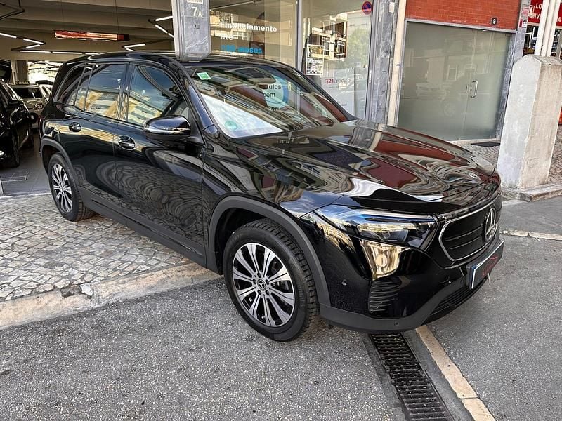 Usado Mercedes EQB250 Progressive 139 kW (190 HP) 2023 Preto SUV