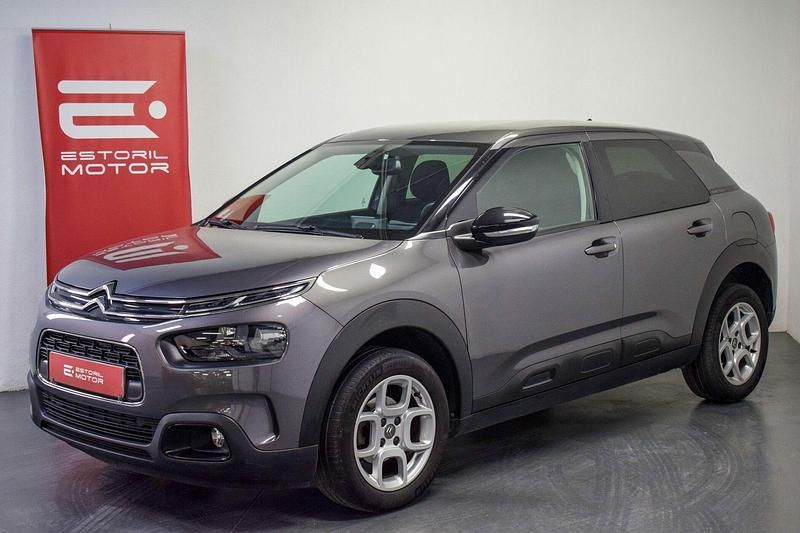Cinza Usado 2020 Citroën C4 Feel | € 14.950 (Preço justo) - Imagem 1/4