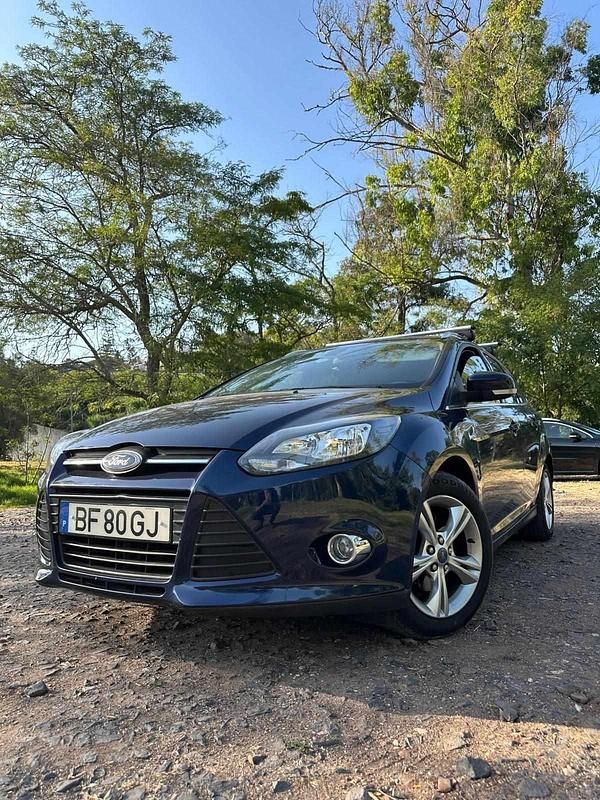 Azul Usado 2012 Ford Focus Citadino | € 6.000 (Super Preço) - Imagem 1/4