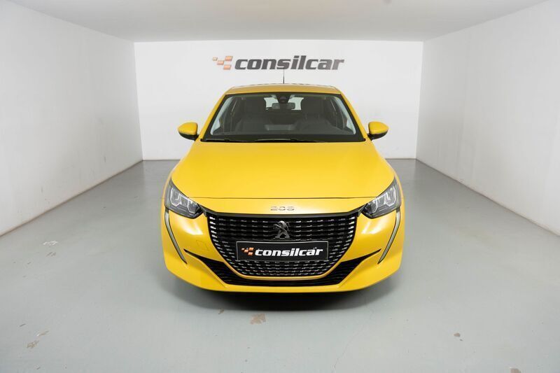 Amarelo Usado 2020 Peugeot 208 Active Citadino | € 13.980 (Bom preço) - Imagem 1/4