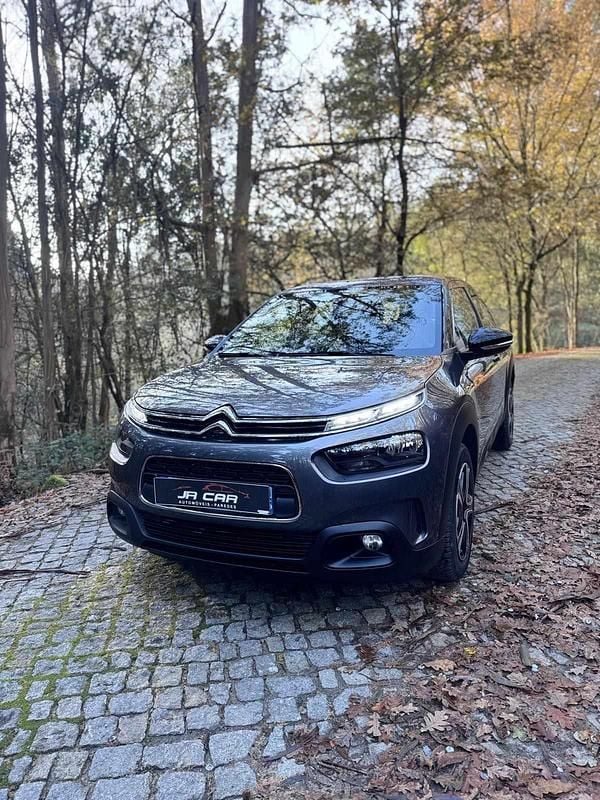 Cinzento Usado 2020 Citroën C4 Cactus Citadino | € 11.500 (Super Preço) - Imagem 1/4