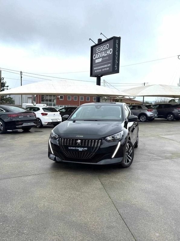 Preto Usado 2023 Peugeot 208 Allure Citadino | € 18.500 (Preço justo) - Imagem 1/4