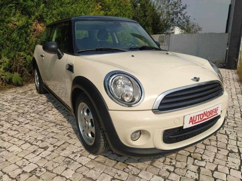 Branco Usado 2013 Mini ONE Citadino | € 11.990 (Preço elevado) - Imagem 1/4