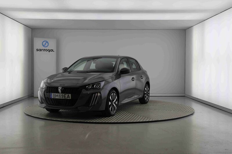 Cinza Usado 2024 Peugeot 208 Active Citadino | € 16.990 (Bom preço) - Imagem 1/4