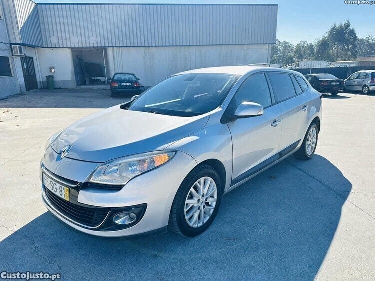 Cinza Usado 2012 Renault Mégane III Carrinha | € 4.750 (Bom preço) - Imagem 1/1