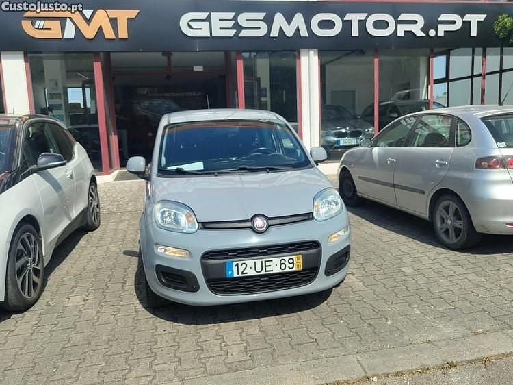 Cinza Usado 2018 Fiat Panda Lounge Citadino | € 9.490 (Preço justo) - Imagem 1/1