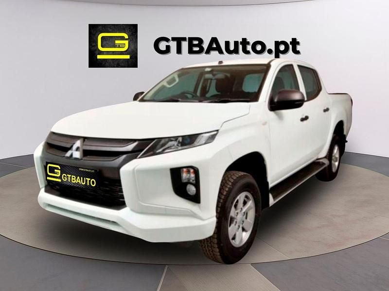 Usado Mitsubishi L200 150 HP (110 kW) 2023 Branco Pickup