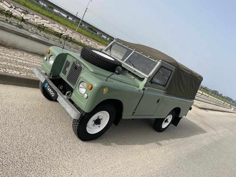 Verde Usado 1970 Land Rover 2 SUV | € 39.900 - Imagem 1/4