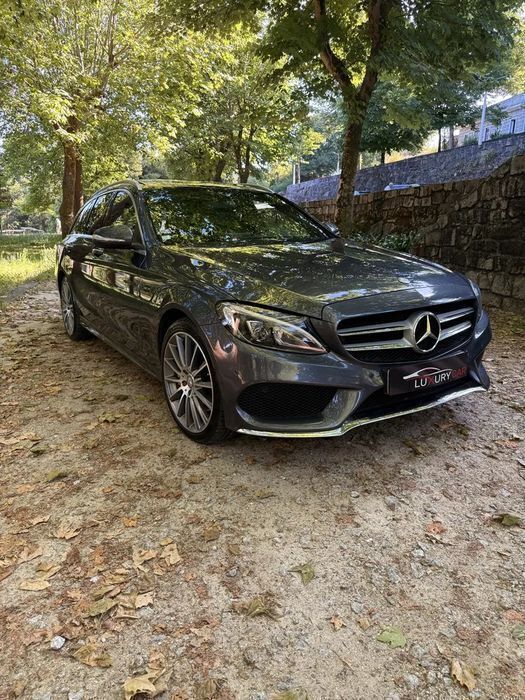 Usado 2015 Mercedes C300 Sedan | € 26.500 - Imagem 1/4