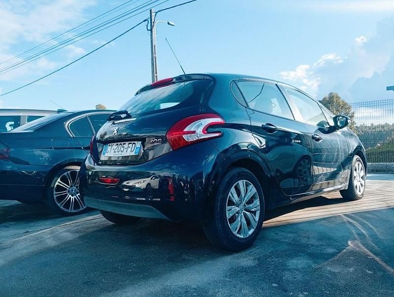 Usado Peugeot 208 75 HP (55 kW) 2013 Citadino