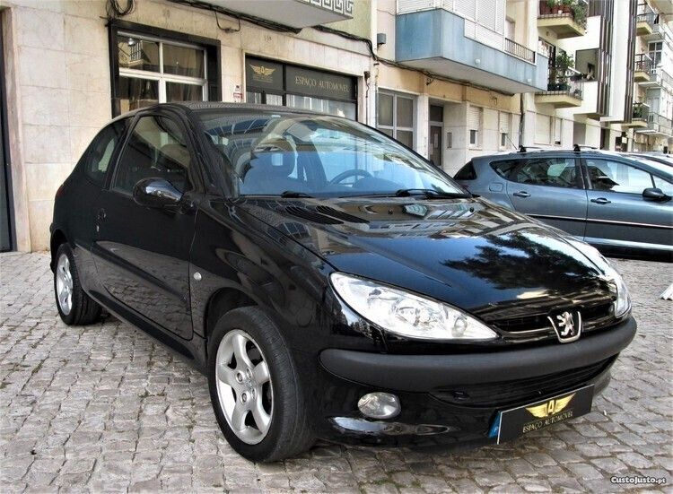 Preto Usado 2001 Peugeot 206 GTi Citadino | € 7.000 (Caro) - Imagem 1/1