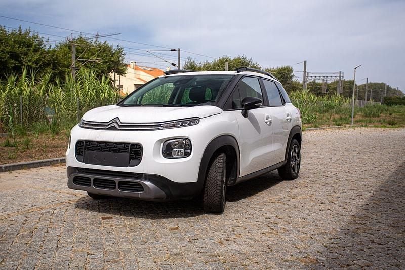 Branco Usado 2020 Citroën C3 Live Citadino | € 12.490 (Preço elevado) - Imagem 1/4
