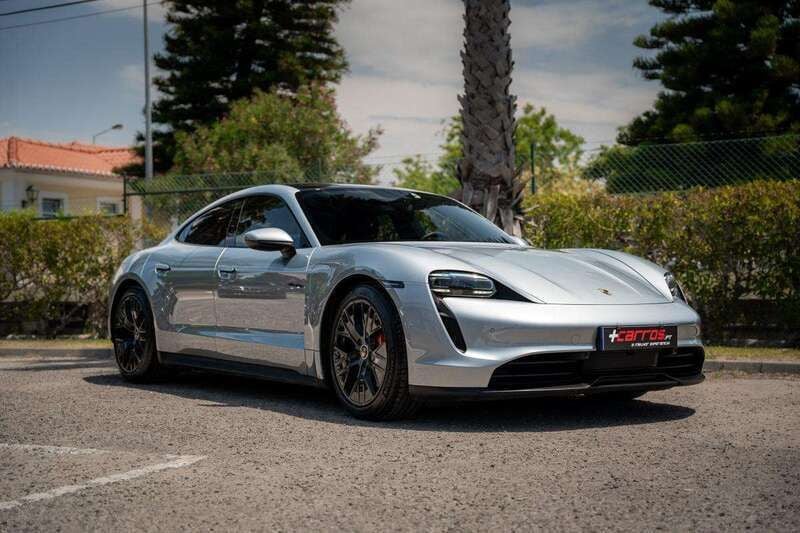 Cinza Usado 2020 Porsche Taycan 4S Sedan | € 57.890 - Imagem 1/4