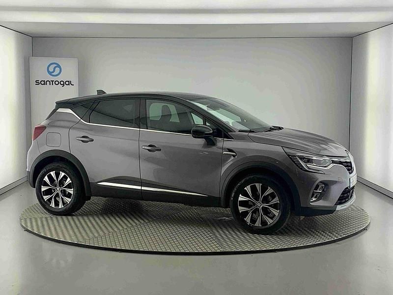 Cinzento Usado 2024 Renault Captur Techno SUV | € 20.990 (Preço justo) - Imagem 1/4