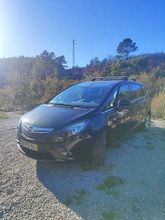 Usado 2014 Opel Zafira Monovolume | € 9.750 (Preço elevado) - Imagem 1/4