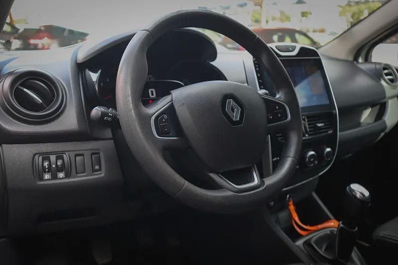 Usado Renault Clio IV LIMITED 90 HP (66 kW) 2018 Cinzento Citadino