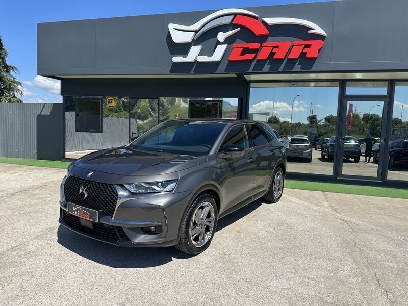 Cinza Usado 2021 DS Automobiles DS7 Crossback Grand Chic SUV | € 23.850 - Imagem 1/4