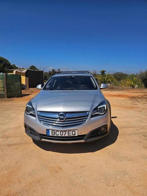 Cinzento Usado 2016 Opel Insignia Carrinha | € 9.600 (Preço justo) - Imagem 1/4