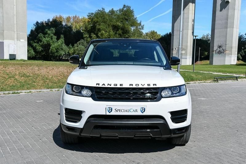 Branco Usado 2019 Land Rover Range Rover S SUV | € 48.950 (Preço justo) - Imagem 1/4