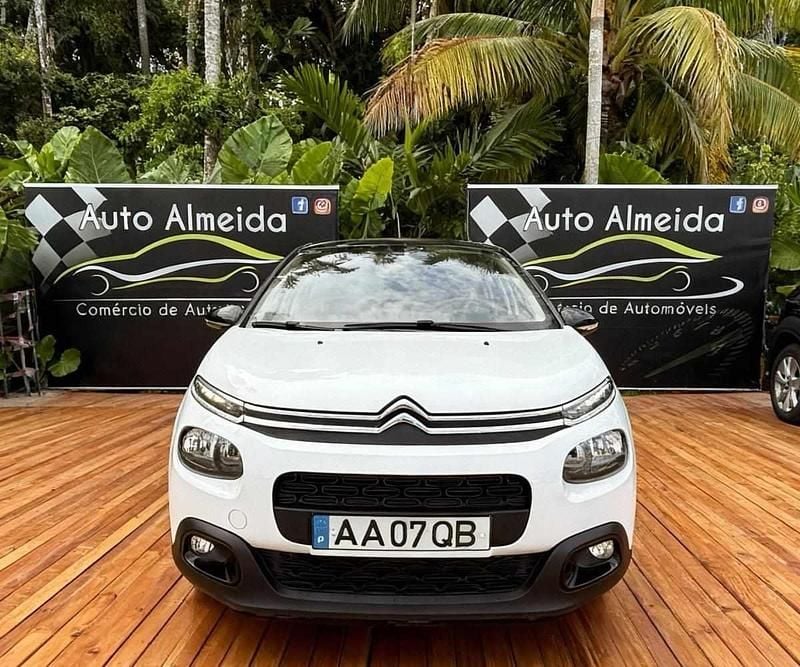 Usado Citroën C3 Feel 75 HP (55 kW) 2017 Branco