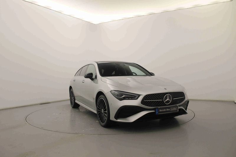 Prateado Usado 2024 Mercedes CLA250e Sedan | € 50.990 (Caro) - Imagem 1/4