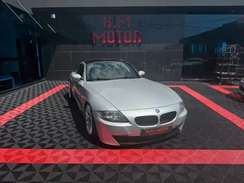 Cinza prata Usado 2006 BMW Z4 Coupé | € 29.900 - Imagem 1/4