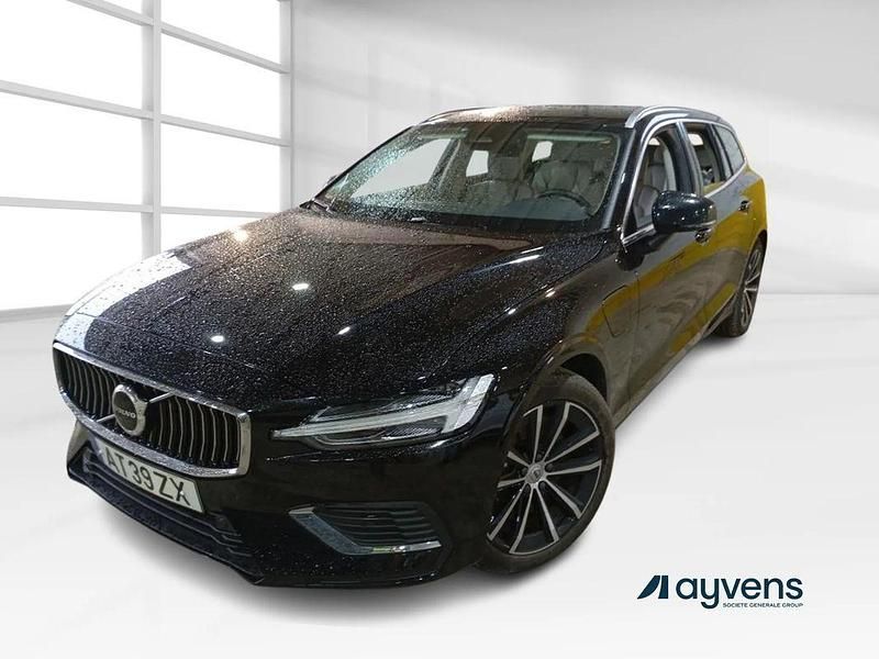 Preto Usado 2022 Volvo V60 Core Carrinha | € 33.200 (Preço justo) - Imagem 1/4
