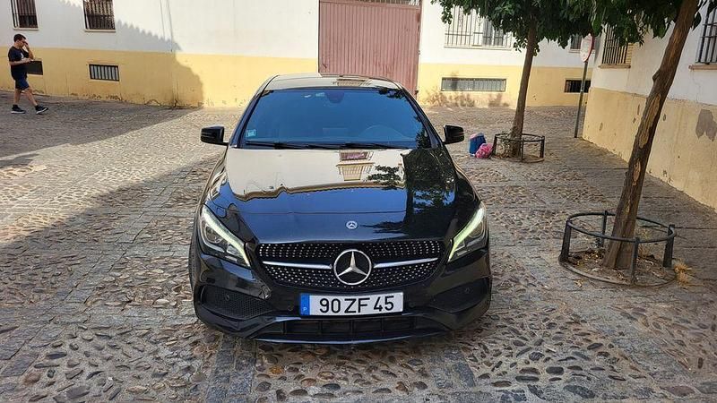 Usado 2018 Mercedes CLA200 Sedan | € 26.000 - Imagem 1/4