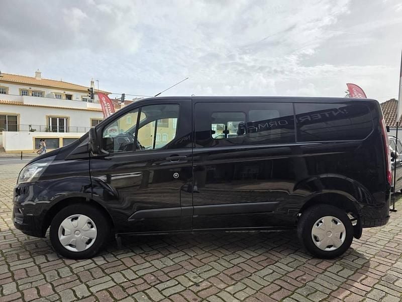 Usado Ford Transit Custom 130 HP (95 kW) 2022 Preto