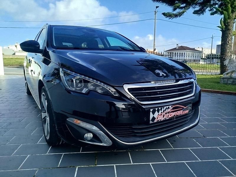 Usado Peugeot 308 Allure 120 HP (88 kW) 2015 Preto Carrinha