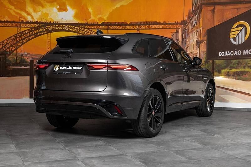 Usado Jaguar F-Pace R-Dynamic 204 HP (150 kW) 2022 Cinzento SUV