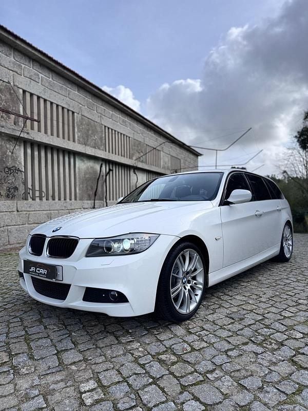 Usado BMW 318 143 HP (105 kW) 2011 Branco Carrinha