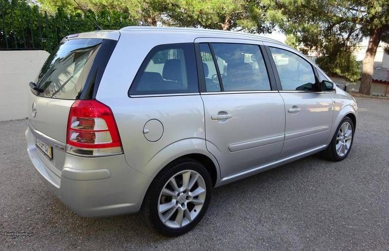 Opel zafira cosmo