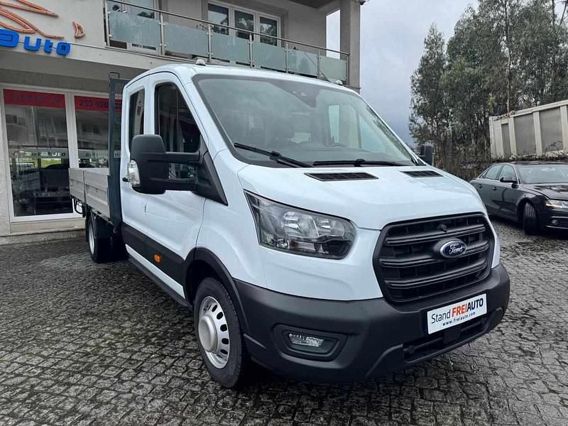 Usado Ford Transit Trend 130 HP (95 kW) 2024 Branco Sedan