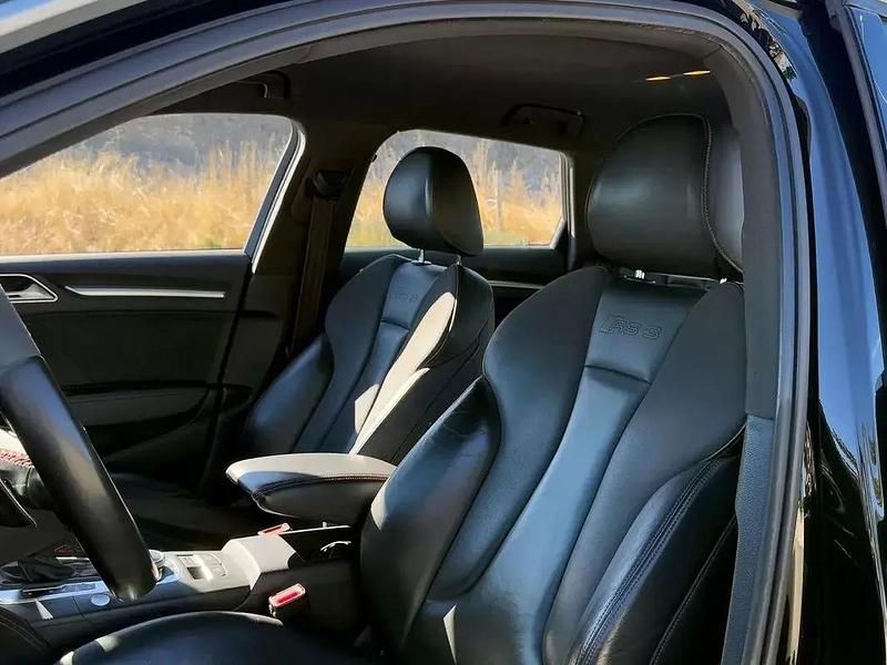 Usado Audi RS3 Sportback 367 HP (269 kW) 2016 Preto Citadino