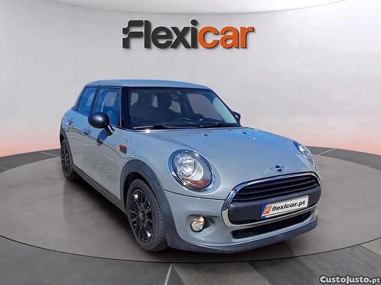 Cinza Usado 2017 Mini One D Citadino | € 12.990 (Preço justo) - Imagem 1/1